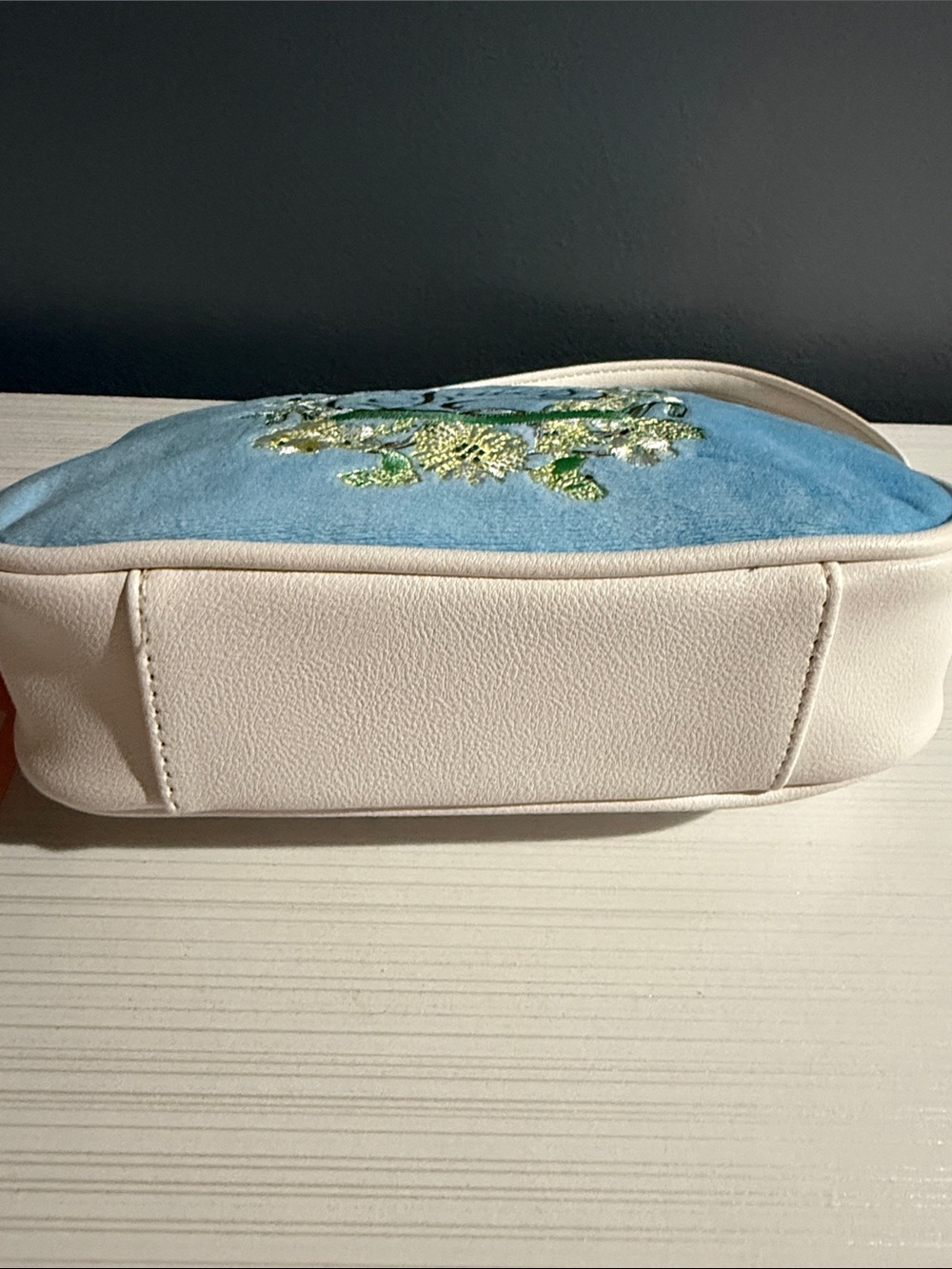 Juicy Couture "Juicy in Bloom" convertible wristlet in a light blue velour $49 - Picture 6 of 8